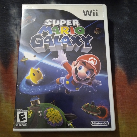Wii - Super Mario Galaxy Game - Picture 1 of 4